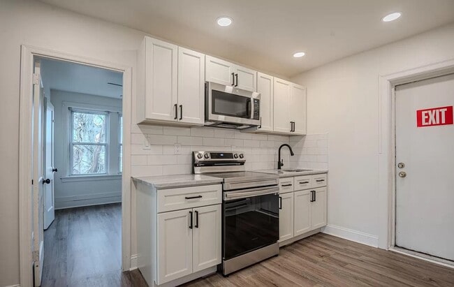 Building Photo - 2101 N Tatnall St