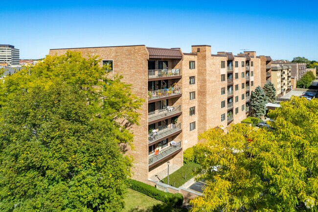 Foto del edificio - Plaza Des Plaines