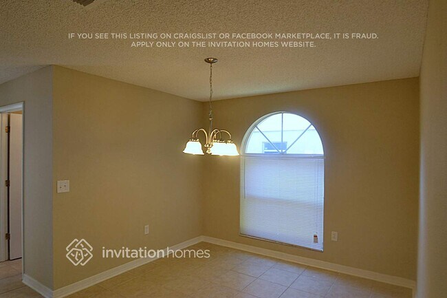 Building Photo - 708 46th St E