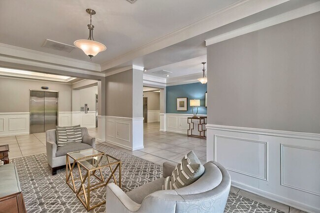 Building Photo - Modern Luxury Condo in Middleborough – Rec...