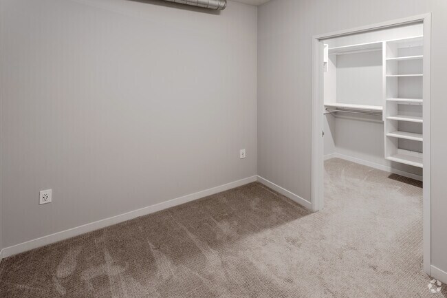 1BR, 1BA - Isle Royale - ENDI Plaza