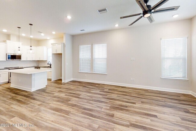 Foto del edificio - 11496 Fathom Ct