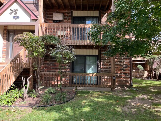 Foto del edificio - 431 Berkshire Dr