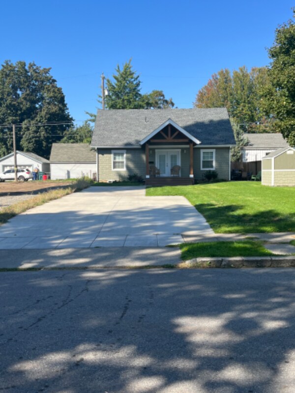 917 N B St, Coeur d'Alene, ID 83814 House Rental in Coeur d'Alene, ID