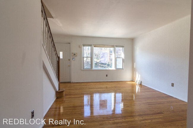 Building Photo - 3 br, 1 bath House - 6003 N Warnock St
