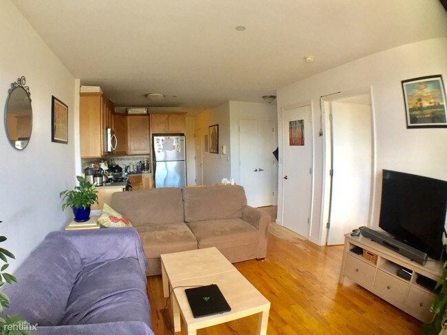 Foto del edificio - 415 E 119th St