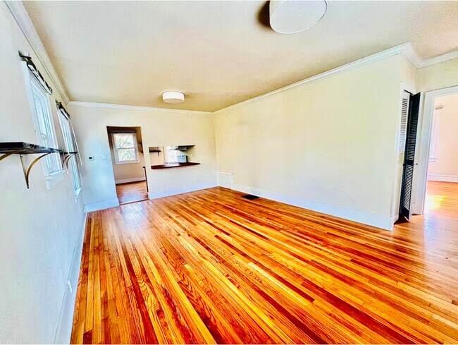 Foto del edificio - 4728 NE 27th Ave
