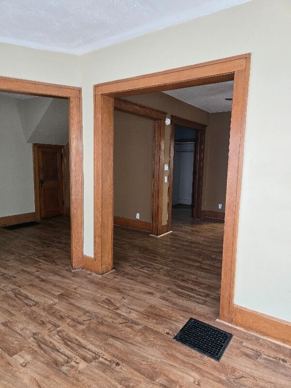 Foto del edificio - 308 W Maple St