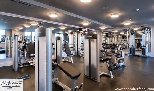 Building Photo - 482 Fulton Ct