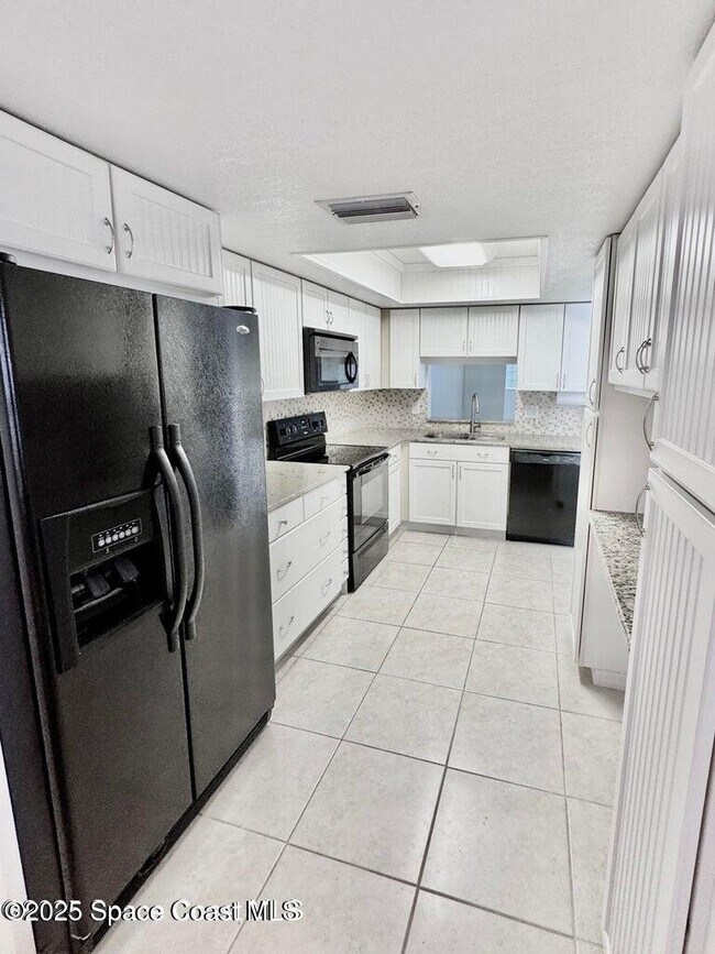 Foto del edificio - 290 Paradise Blvd