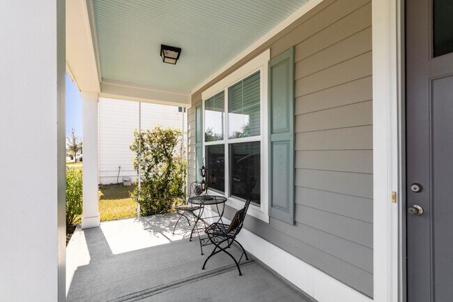 Foto del edificio - Welcome to Eagle Landing—where 3-bedroom bliss meets effortless style.