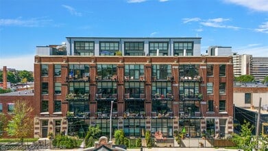 Building Photo - 444 W Willis St