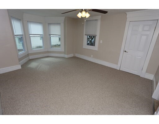 Foto del edificio - 16 Gaylord St