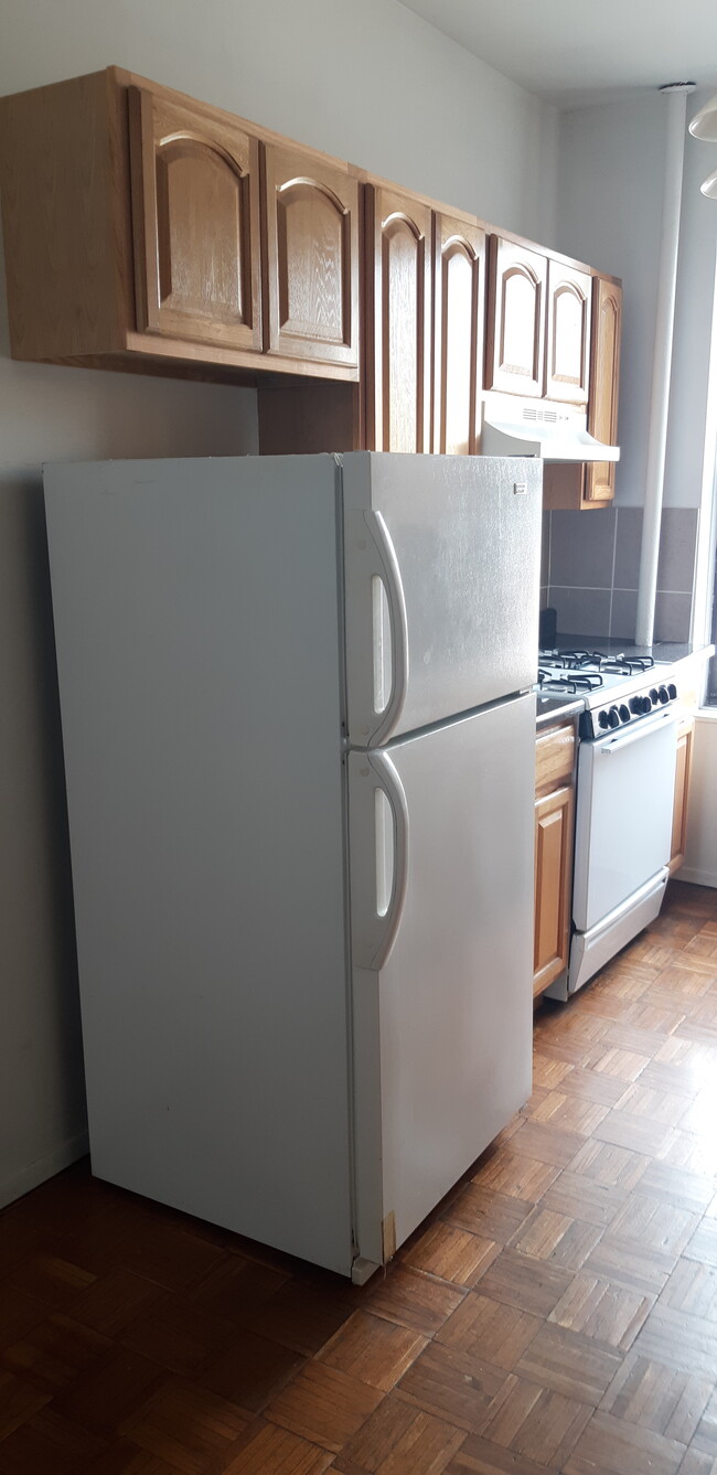 Kitchen - 24-15 28th St