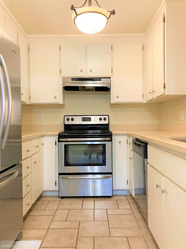 Primary Photo - 2 br, 2 bath Condo - 1469 Alma Loop