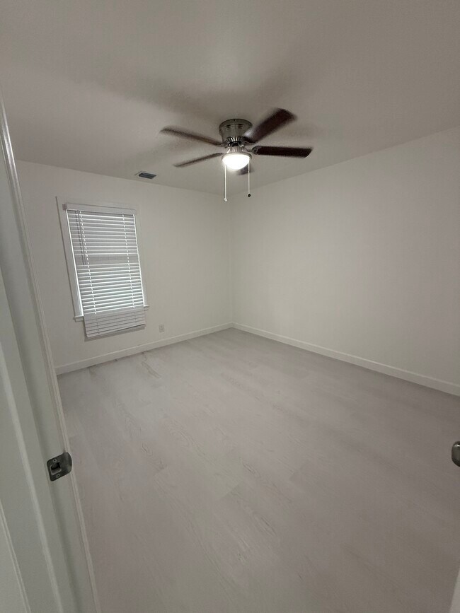 Foto del edificio - 626 37th St