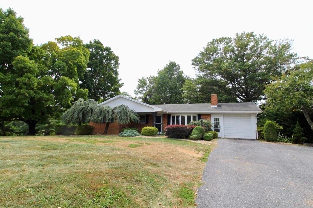 3966 Port Republic Rd, Harrisonburg, VA 22801 House Rental in