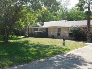 Building Photo - 13138 Max Rd