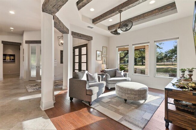 Foto del edificio - 160 Cross Creek Dr