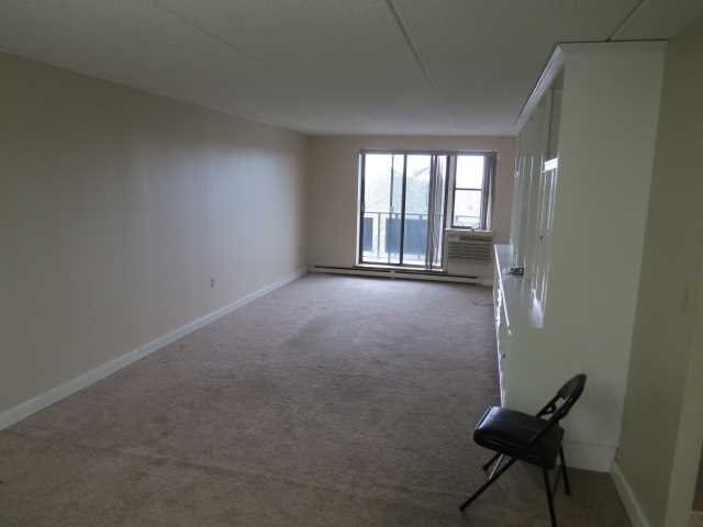 Building Photo - 160 Academy St