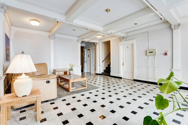 Foto del edificio - 903 Pine St