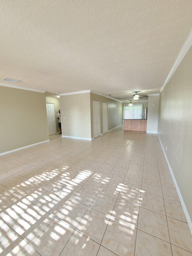 Building Photo - 4762  Orleans Court C West Palm Beach Fl 3...