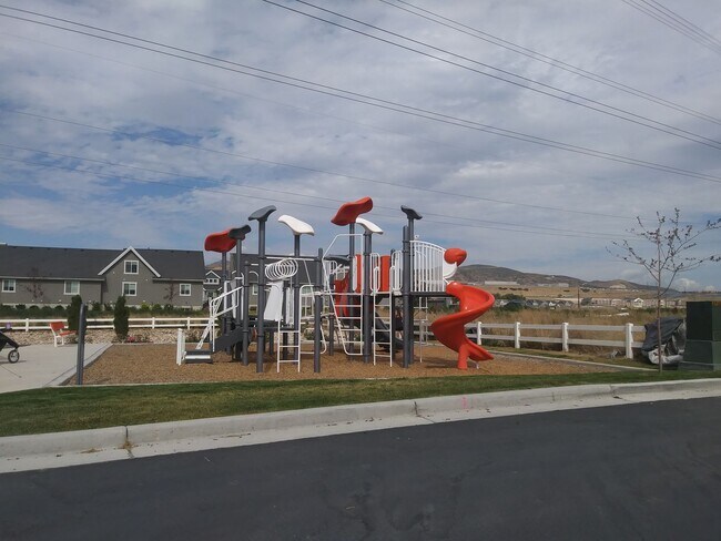 Foto del edificio - Beautiful townhome in Lehi