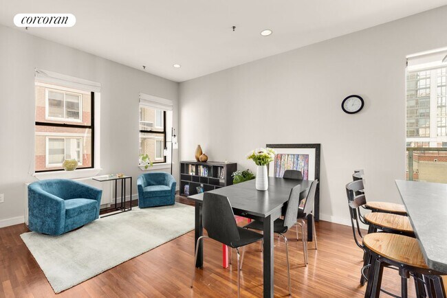Foto del edificio - 552 W 43rd St