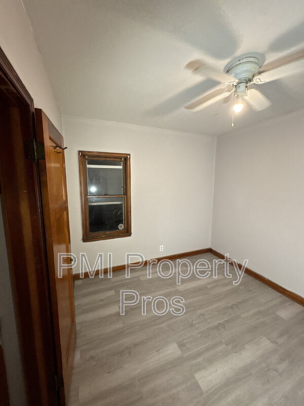 Foto principal - 2821 N 57th St