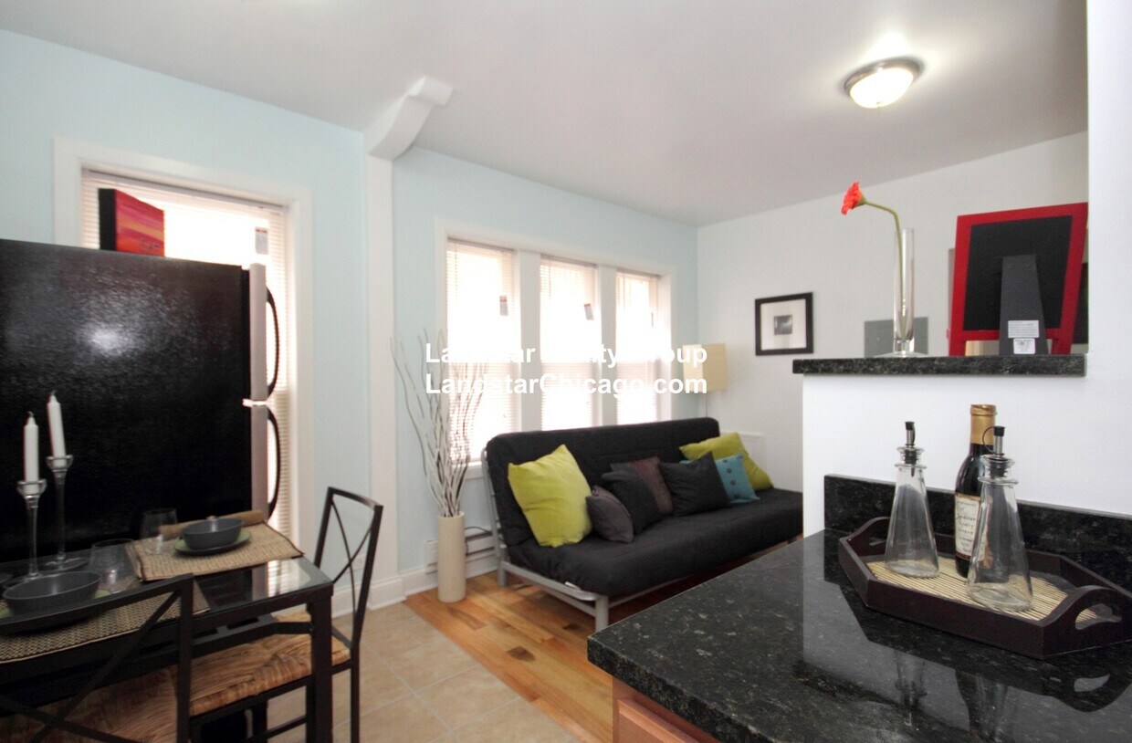 Foto del edificio - 1332 W Hood Ave