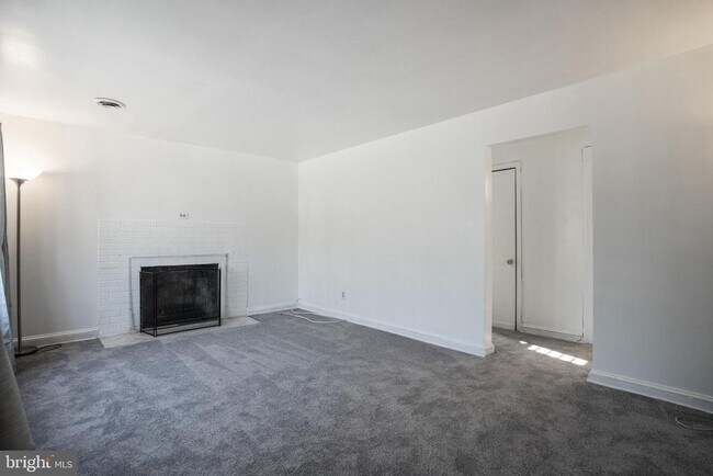 Foto del edificio - 7709 Ravine Dr