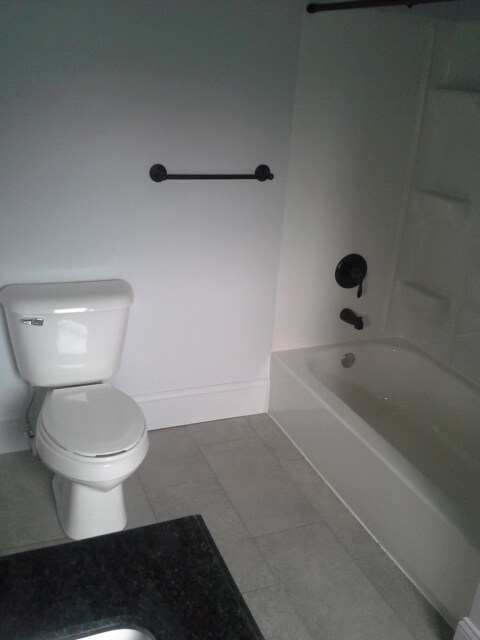 Upstairs Bath - 208 S 16th St