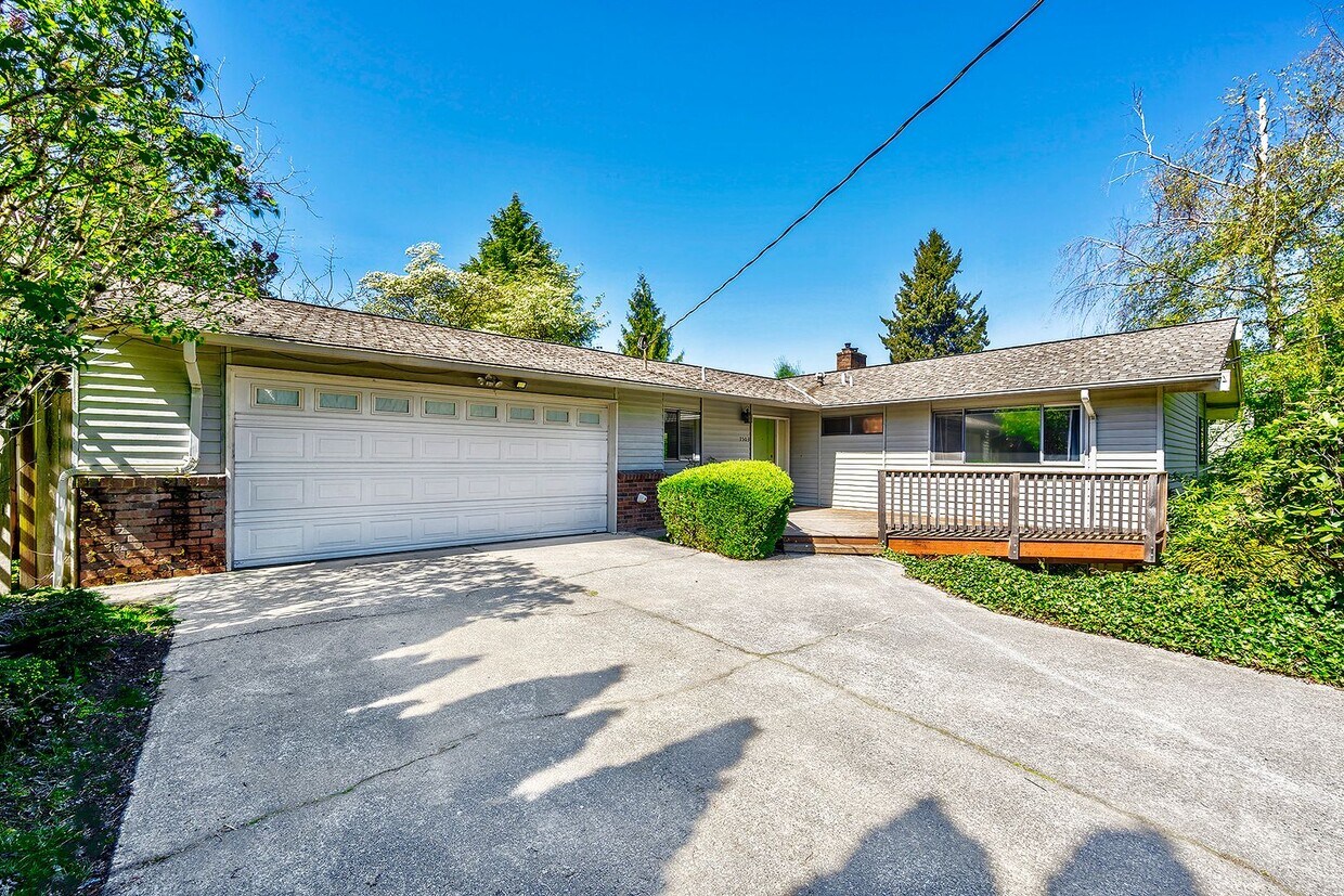 7503 117th Ave NE, Kirkland, WA 98033 House Rental in Kirkland, WA