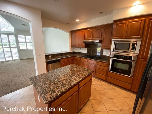 Foto del edificio - 3 br, 2 bath House - 184 Sugarloaf Court