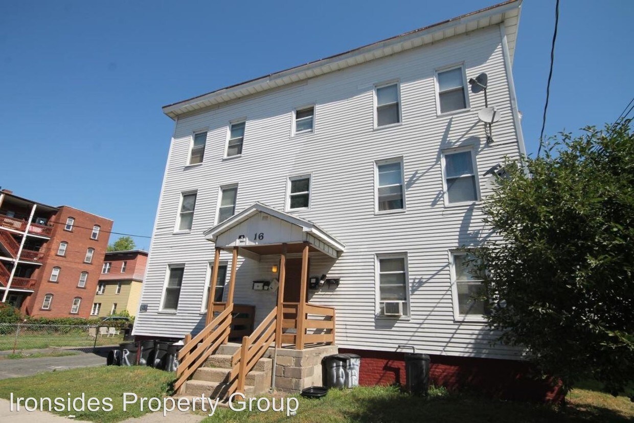 16 Alvord Ave, Chicopee, MA 01020 Room for Rent in Chicopee, MA