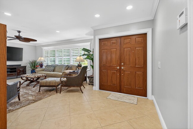 Building Photo - 728 Waterway Dr