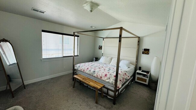 Building Photo - 4287 W Hemsley Ln