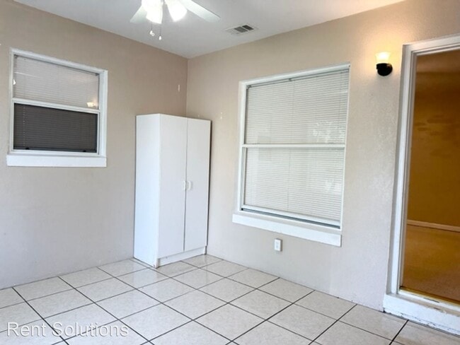 Building Photo - 2 br, 1 bath House - 10780 64th Ave N