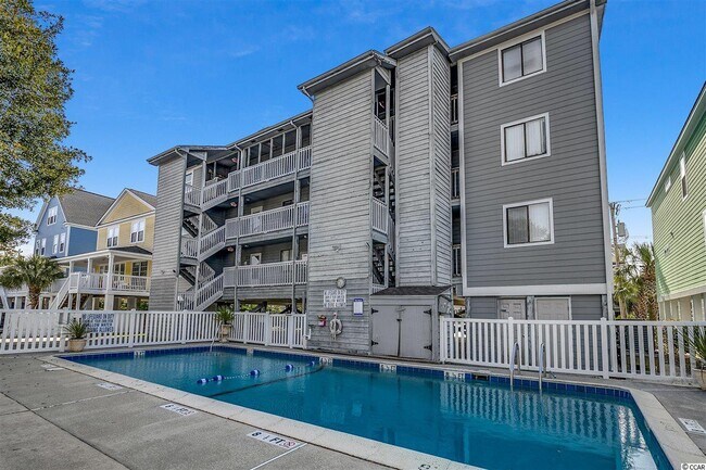 Building Photo - 612 N Ocean Blvd