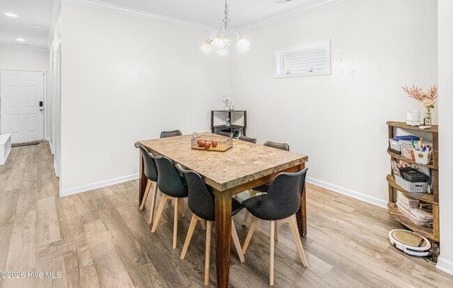 Foto del edificio - 4105 Thimbleberry Dr