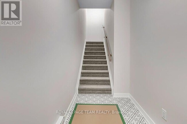 Photo du bâtiment - 736 Mishi Private