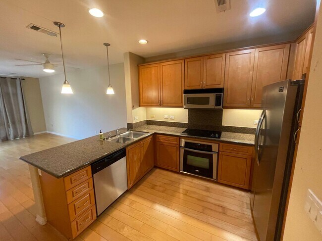 Foto del edificio - Adorable 1BR Condo in Carmel Valley with W...