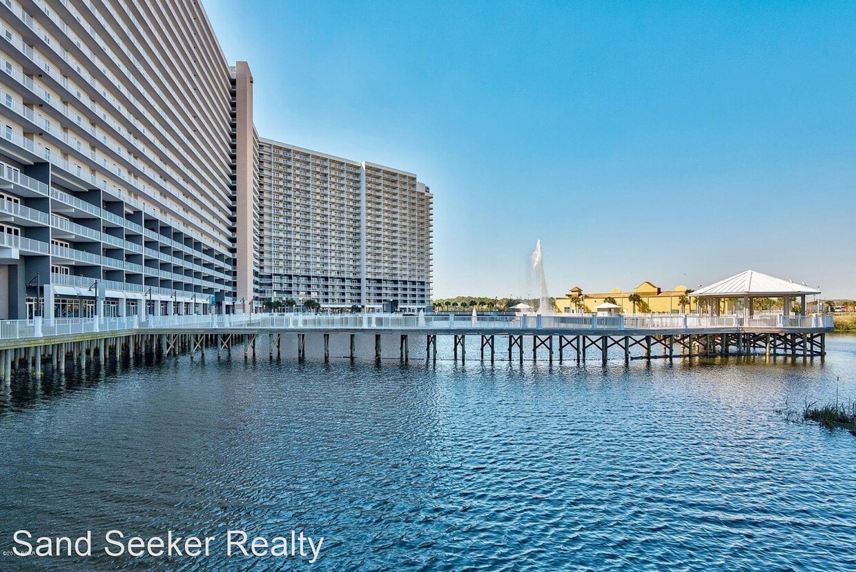 9902 S Thomas Dr, Panama City Beach, FL 32408