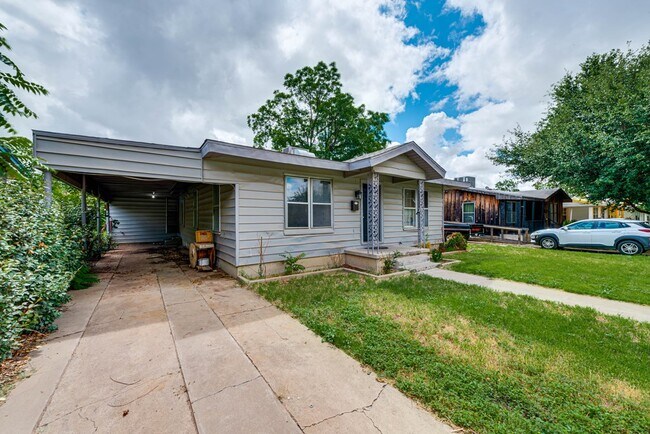 Foto del edificio - 2736 N Muskingum Ave