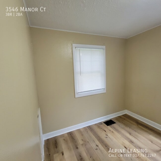 Building Photo - 3546 Manor Ct