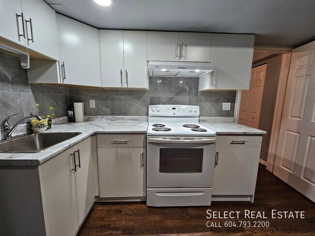 Photo du bâtiment - 46084 Clare Ave