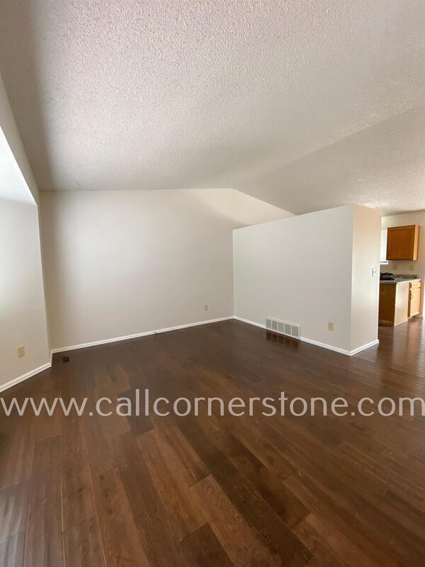Building Photo - 3795 Valley View St