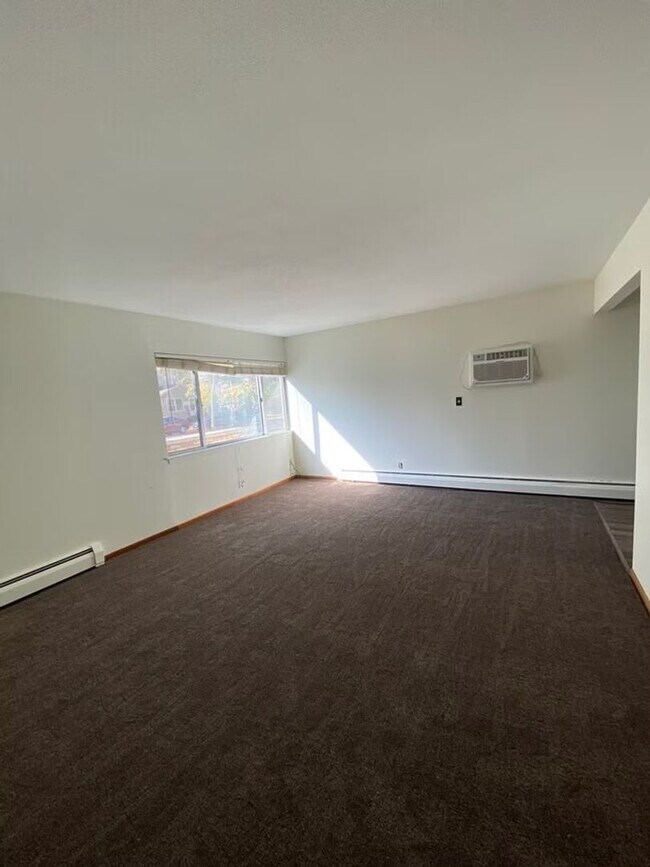 Foto del edificio - 1117 7th St SE