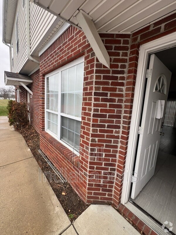 Building Photo - 1857 Winfield Park Dr