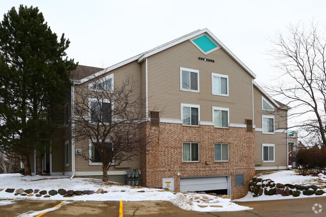 Watts Hill Apartments Madison Wi Watts Hill Apartments Madison Wi